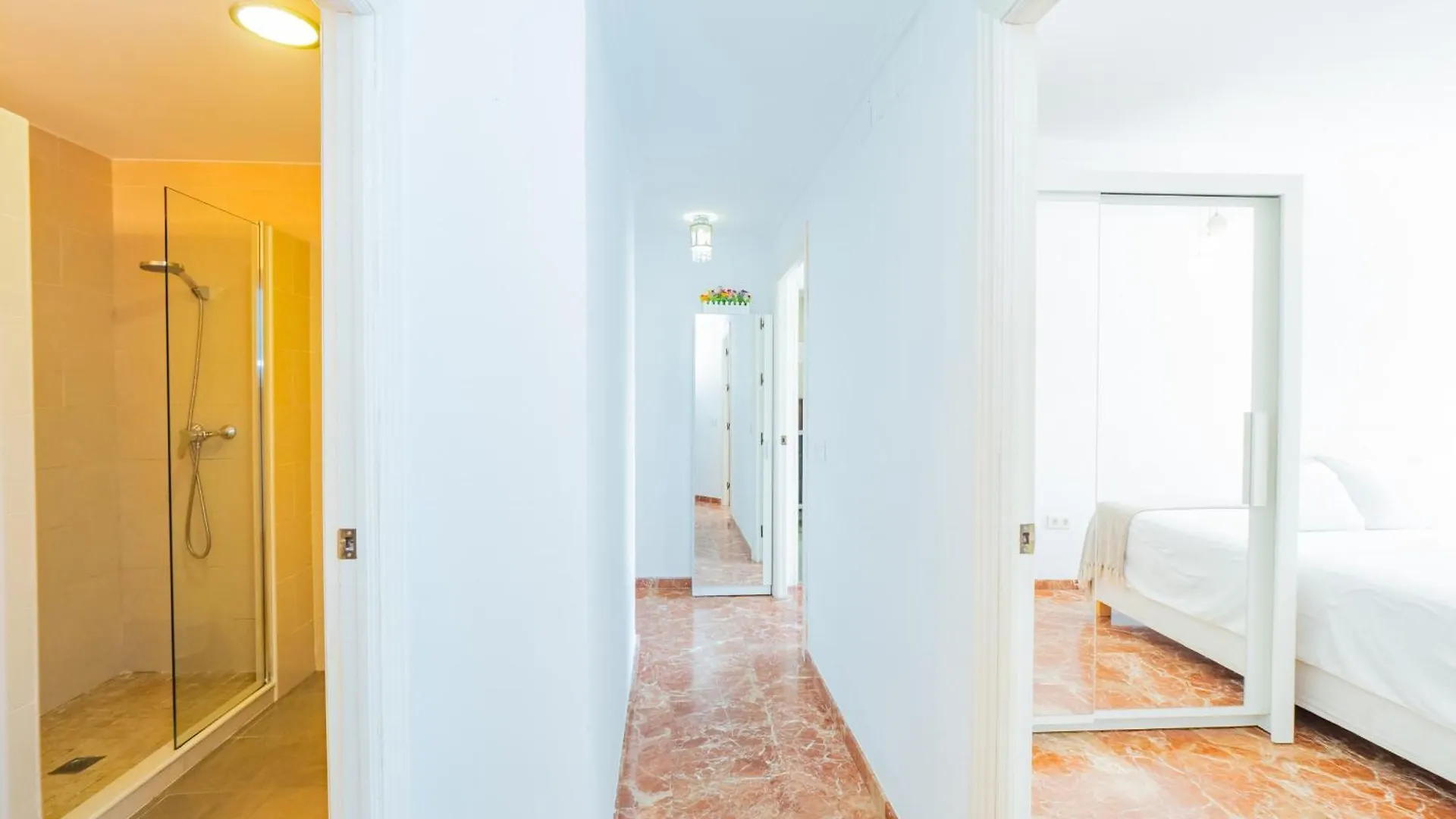 Cubo'S Cruz Humilladero Apartment Malaga Spain